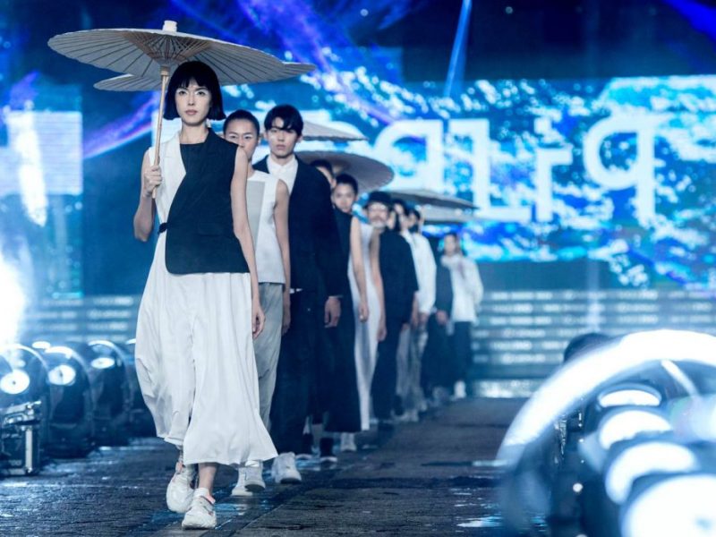 ตลาดเปลี่ยนทิศ เมื่อคนรุ่นใหม่ของจีนให้ความสำคัญกับ “แฟชั่นที่ยั่งยืน”